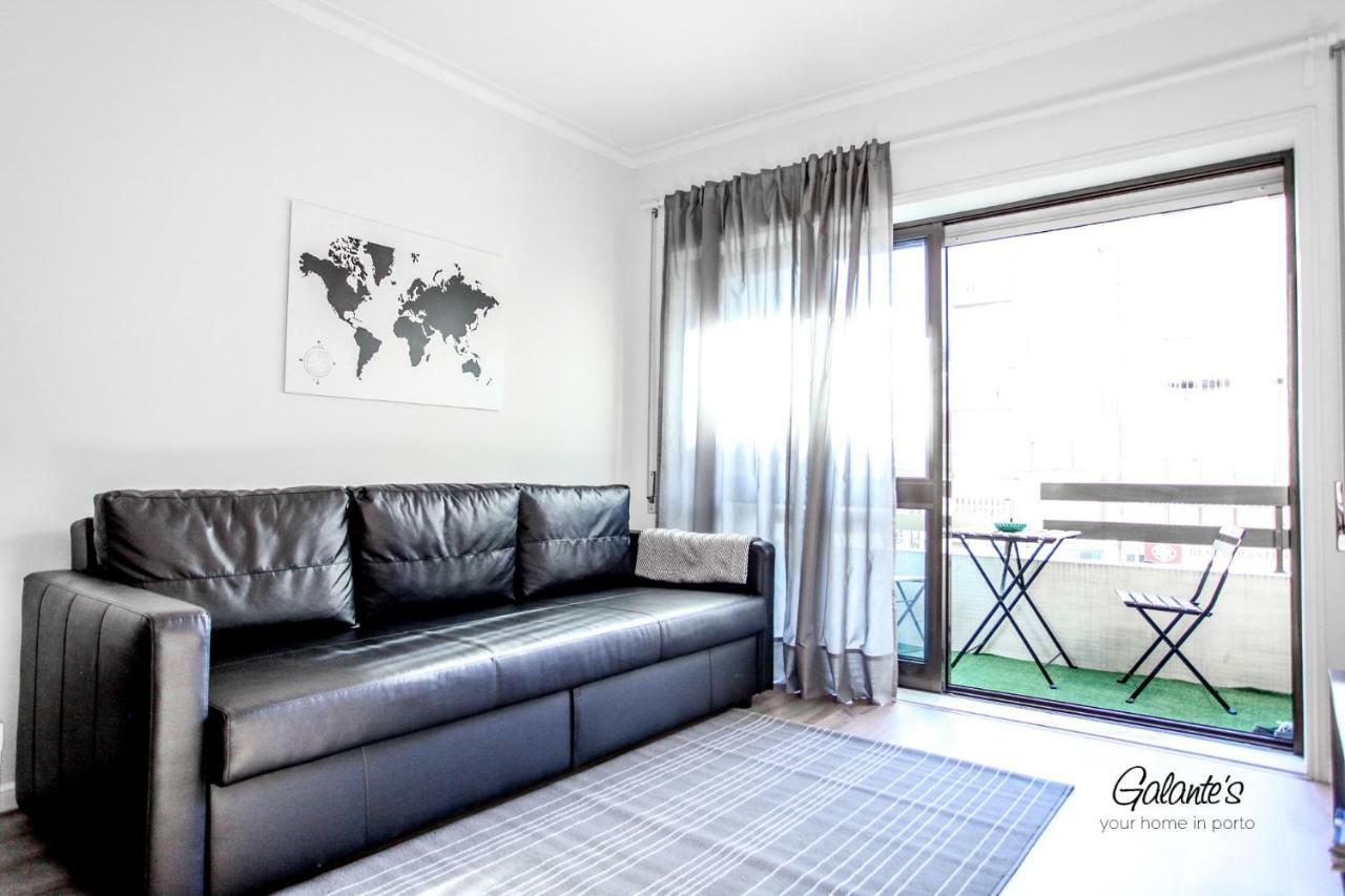 Downtown 2 Bedroom Peaceful Flat - Balcony & Private Parking Apartament