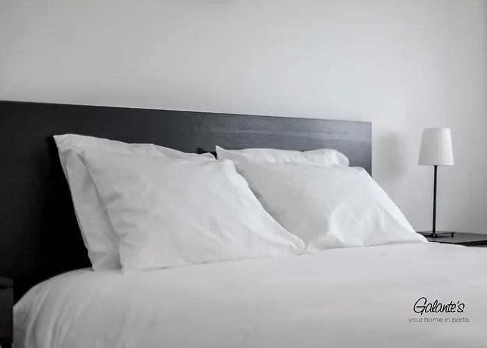 Downtown 2 Bedroom Peaceful Flat - Balcony & Private Parking